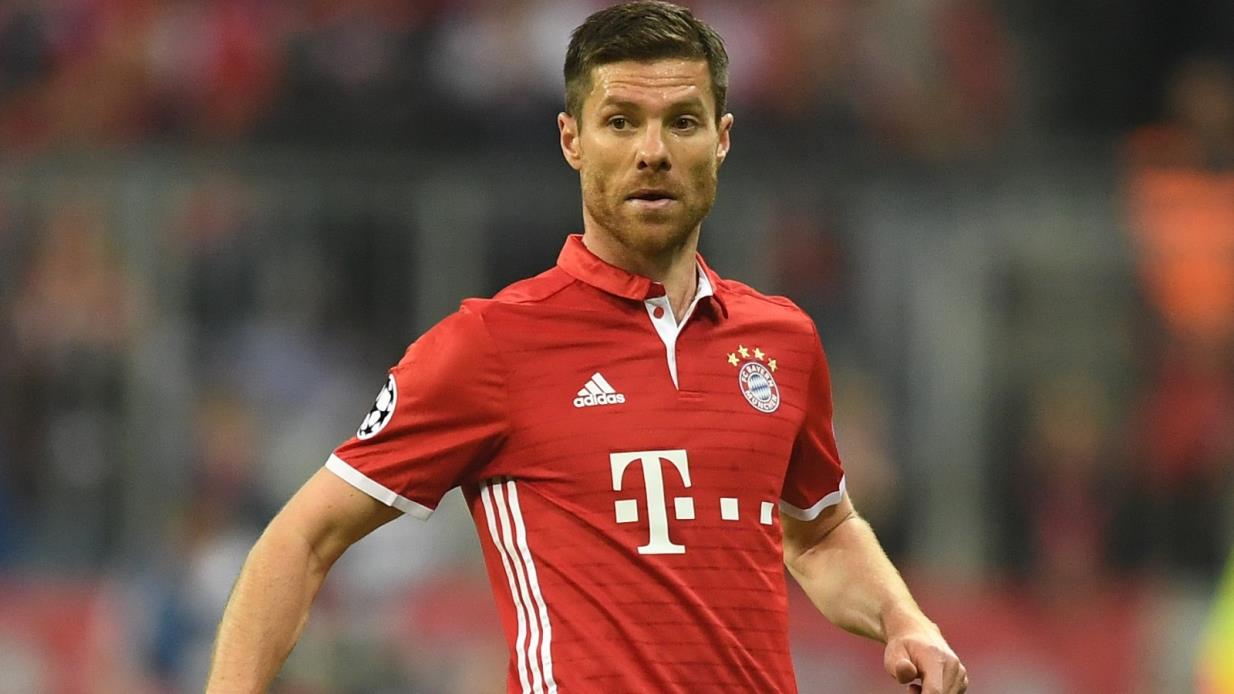 10- چابی ئەلۆنسۆ، ناوەڕاستکاری ئیسپانی بایرن میونشنی ئەڵمانی (168 یاری)